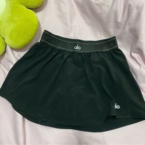 ALO Yoga black athletic skort